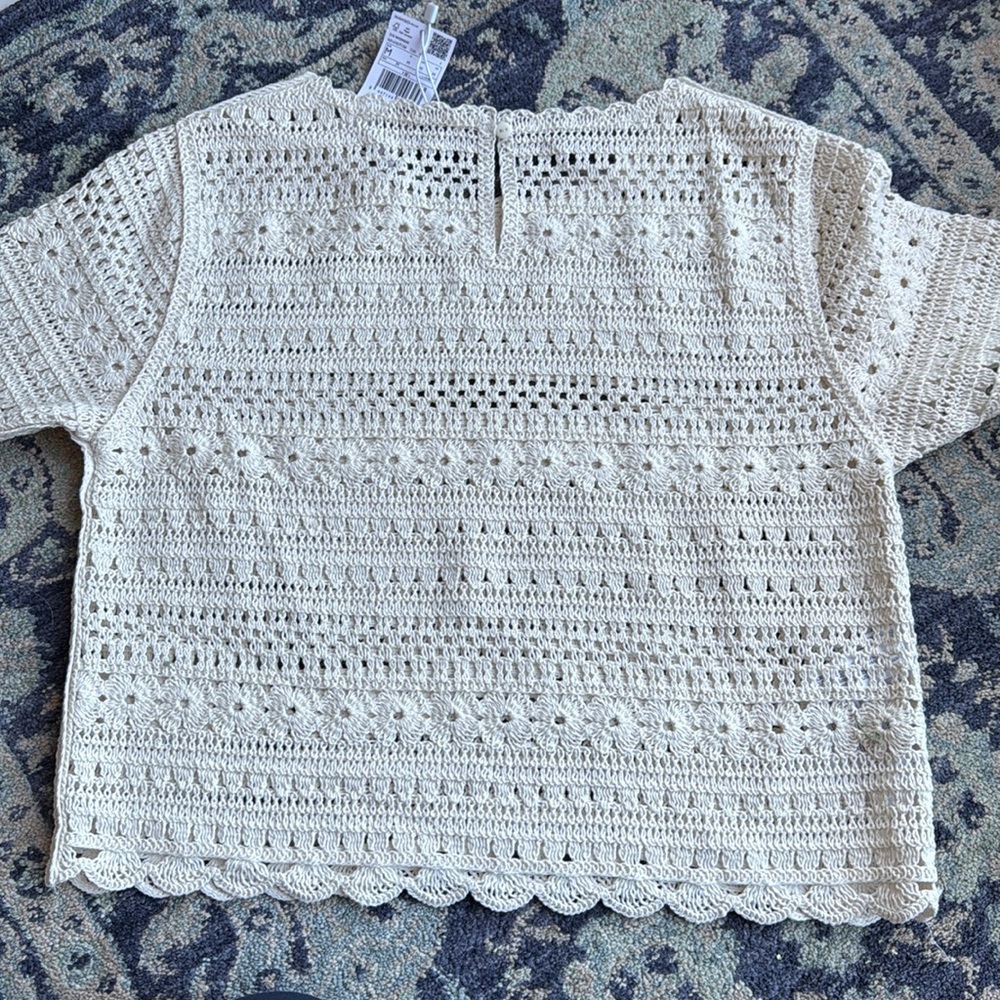 Mango Cream Cropped Boxy Blouse